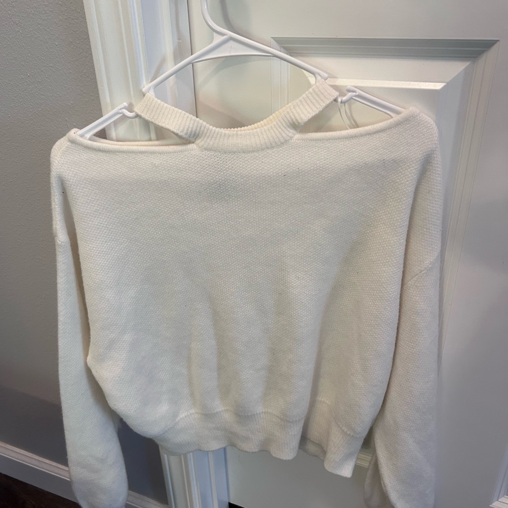 Women’s sweater